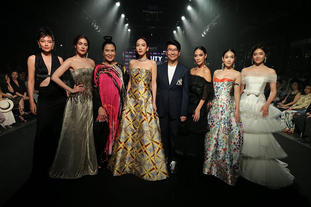 6 ซุปตาร์สาวถ่ายภาพร่วมเฟรม
