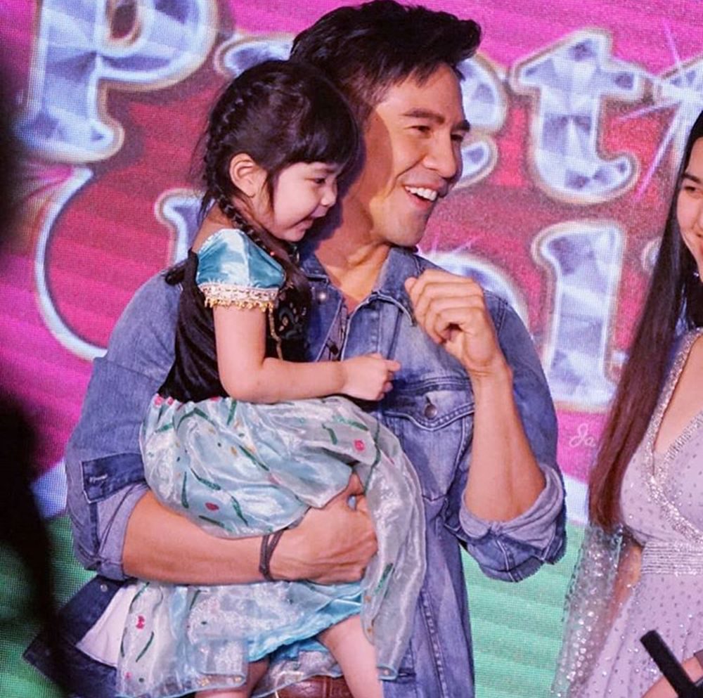 โป๊ป-น้องเหมือนฟ้า