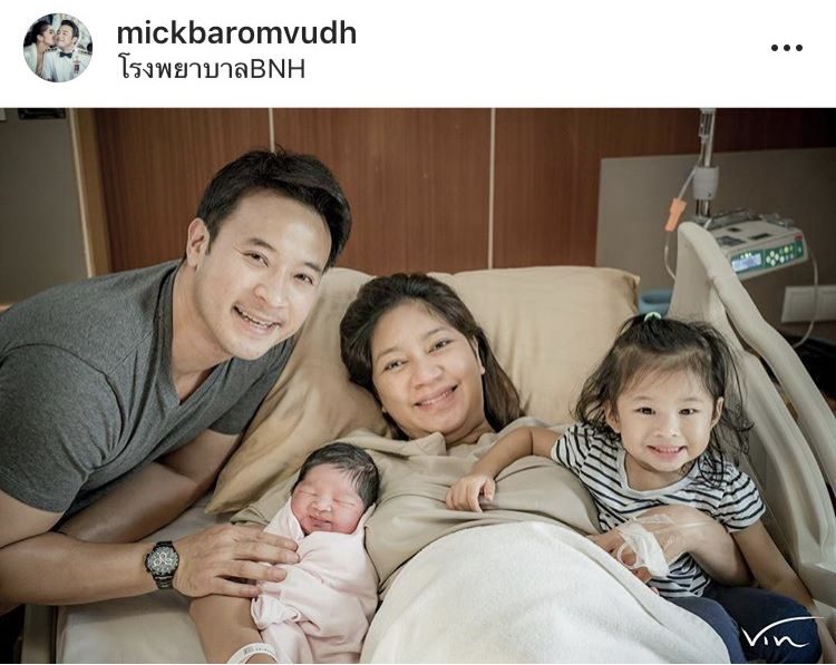 ครอบครัวมิค-เบนซ์ และลูกสาว