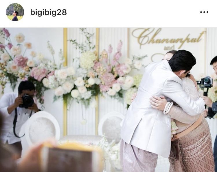 ภาพซึ้งๆ วันงานแต่ง บิ๊ก ศรุต