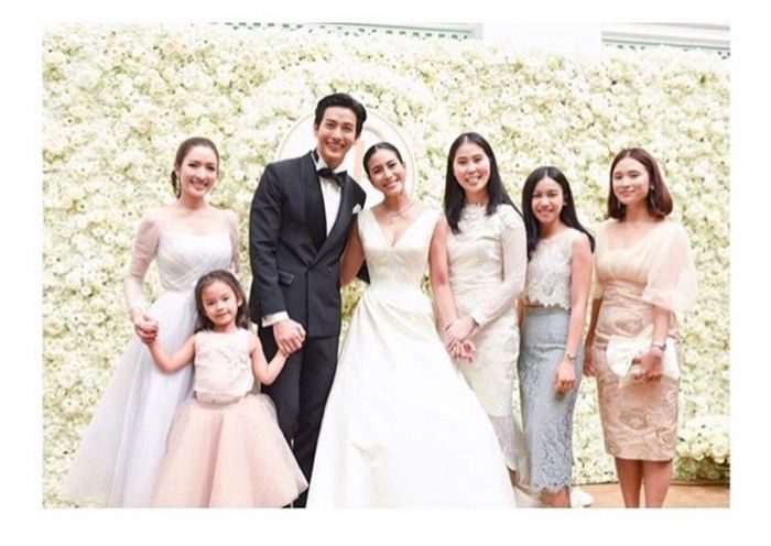 แอฟ - น้องปีใหม่ ร่วมงานแต่ง พุฒ-จุ๋ย