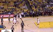 “เคอร์รี่” กดสามแต้มสถิติรอบชิง NBA นักรบนำแคฟส์ 2-0