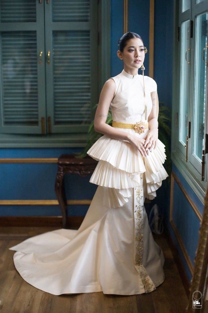 สายป่าน อภิญญา ชุดเจ้าสาวงานเช้า