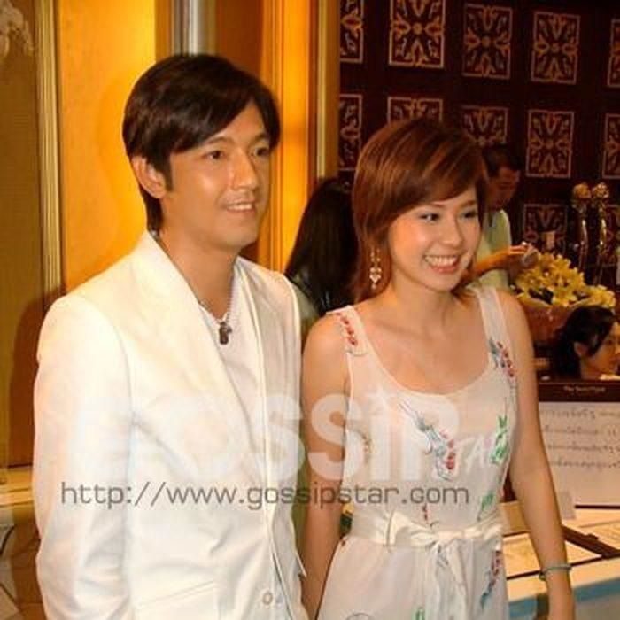 หนุ่ม - นุ้ย