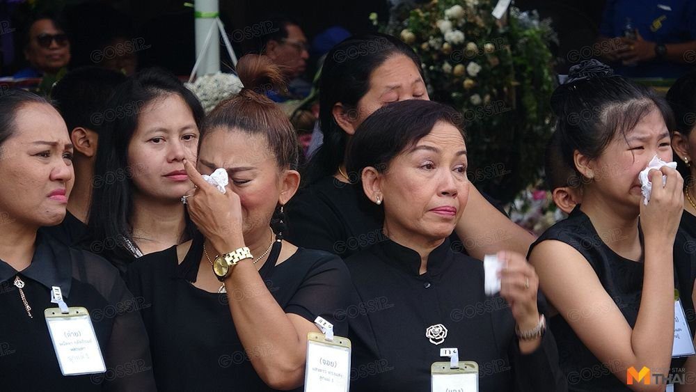 พิธีฌาปนกิจ พ่อดม ชวนชื่น