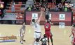 โมโนแวมไพร์ เอาชนะ แมดโกท 87-71