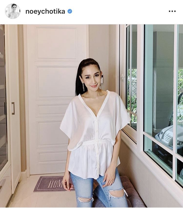 เนย โชติกา