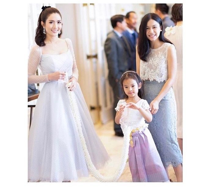 แอฟ - น้องปีใหม่ กั้นประตูเงินประตูทอง