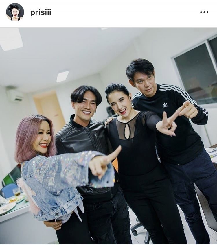นุ๊ก - ต๊ะ -ปุ๊กกี้ - ทัช