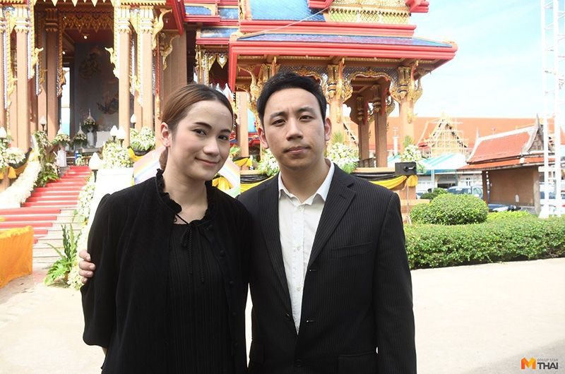 น้ำผึ้ง (พี่สาว น้ำตาล เดอะสตาร์)- พี่เขย