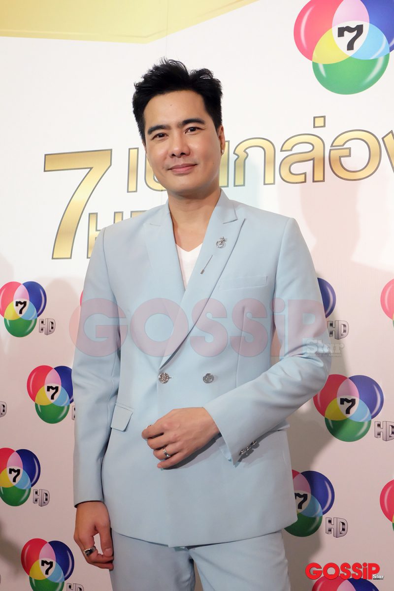 เคลลี่ ธนะพัฒน์