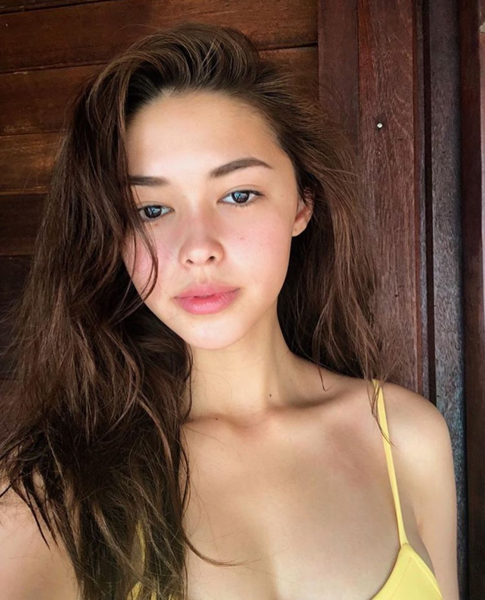 แพทริเซีย นุ่งบิกินี่อวดหุ่น