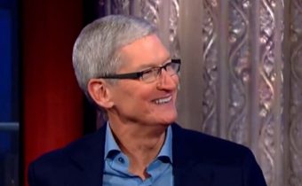 “ทิม คุ้ก” เงียบกริบ หลังดูหนัง Steve Jobs แบบส่วนตัวกับสตูดิโอ
