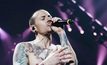 ภาพฝาผนังรำลึก “เชสเตอร์ เบนนิงตัน แห่ง Linkin Park” ทำคนหยุดดูทั้งถนน