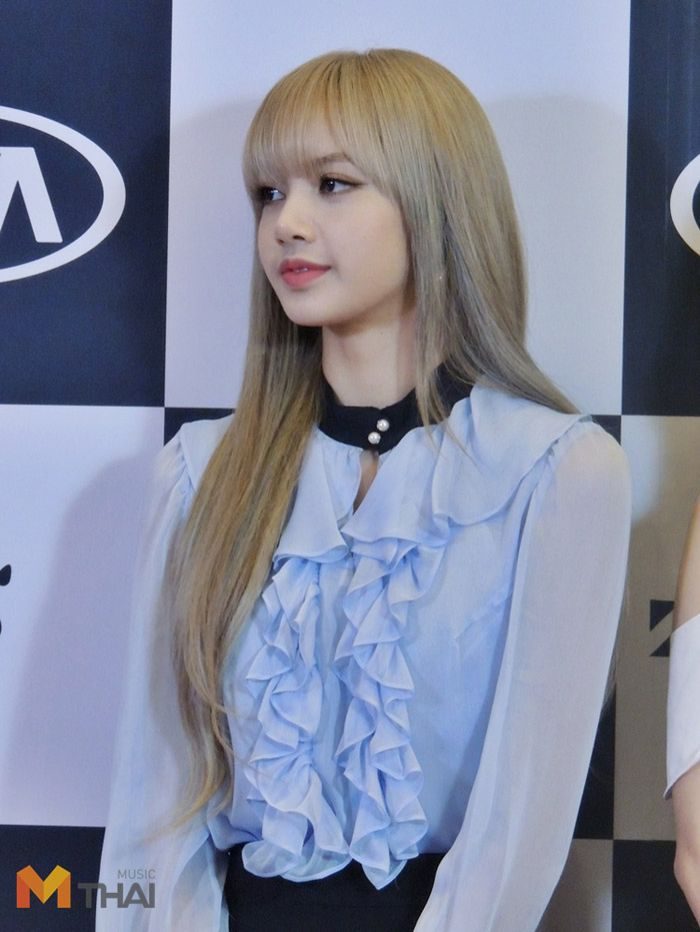 ลิซ่า BLACKPINK