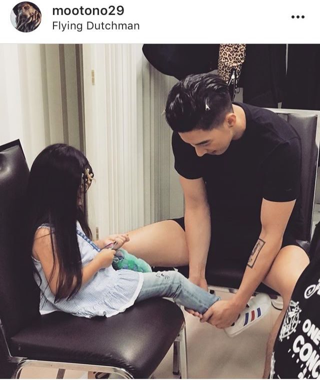 น้องมะลิ มาให้กำลังใจ โตโน่ ก่อนขึ้นคอนเสิร์ต