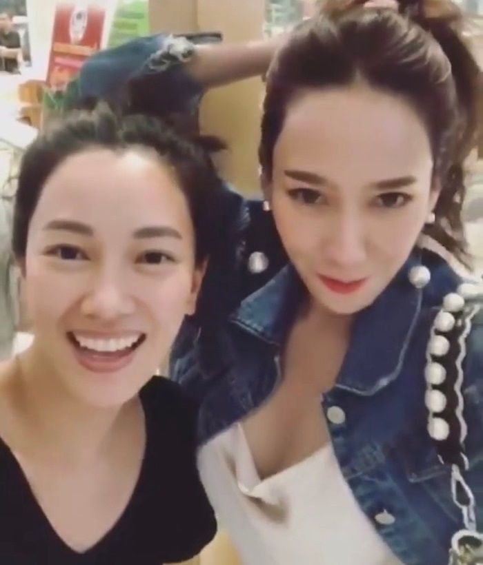 นุ่น-อั้ม บังเอิญเจอกัน