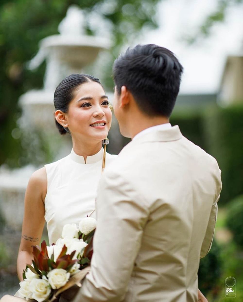 แววตาแห่งความสุข