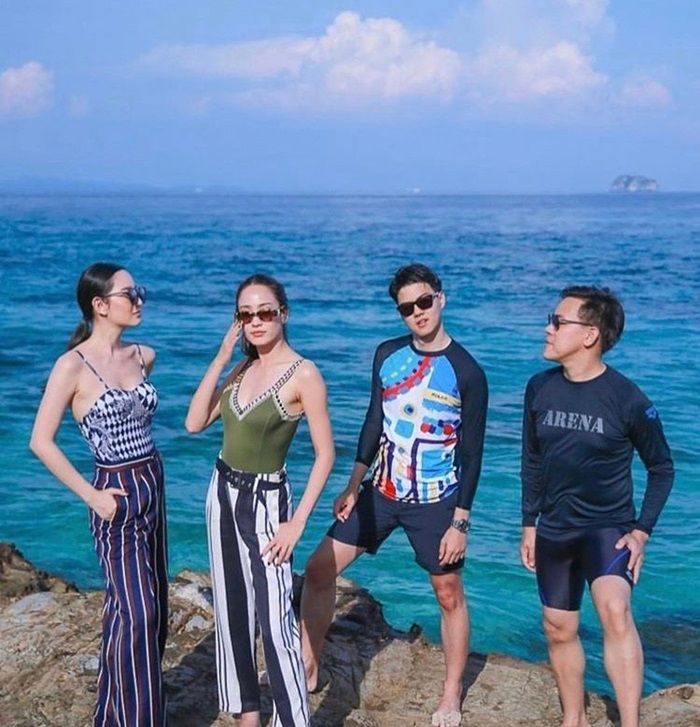 แต้ว-ต้น (กลาง) เที่ยวทะเล
