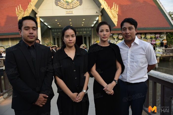 อ้อม พิยดา และพี่น้อง