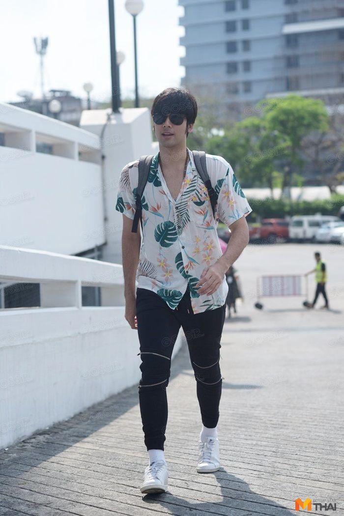 บอม ธนิน