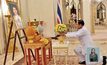 ร.10 พระราชทานแจกันดอกไม้ วันคล้ายวันเกิดนายกฯ