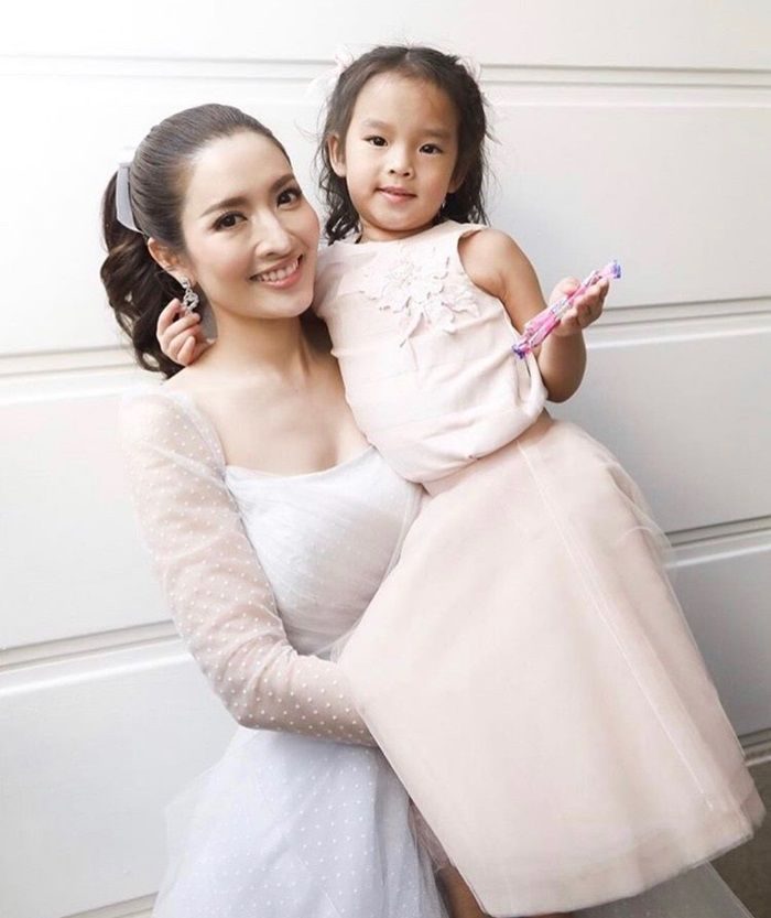 แอฟ ทักษอร - น้องปีใหม่