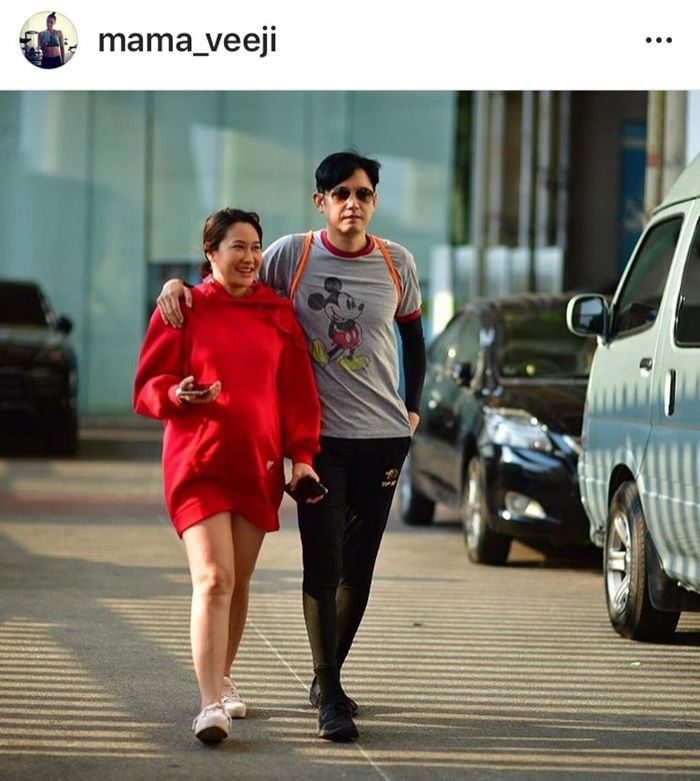 ติ๊ก กนิษฐรินทร์ - หนุ่ม ศรราม