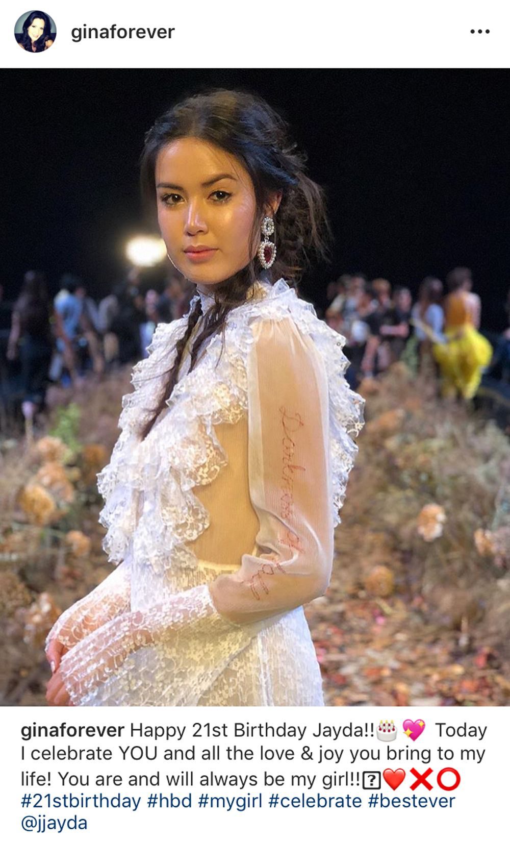 แม่จีน่าอวยพรวันเกิดลูกสาว