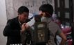 ฉากต่อสู้ในซีรีส์ “หัวใจและไกปืน”