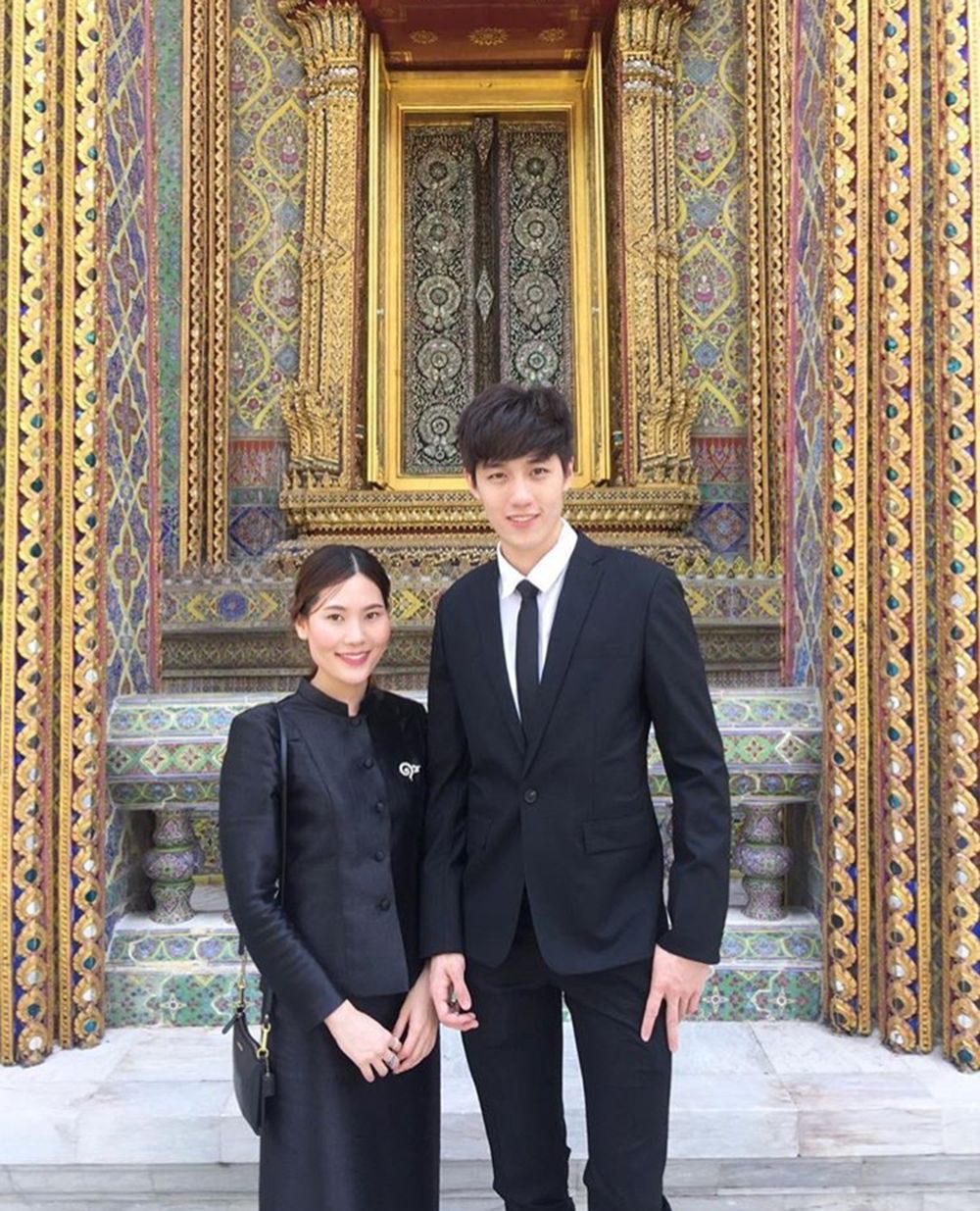 ต่อ ธนภพ - มีน ชุติญา