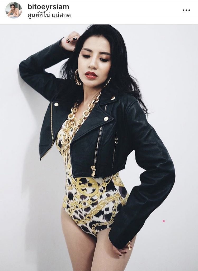 ใบเตย อาร์สยาม เซ็กซี่ทุกที่ทุกเวลา