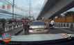 แชร์ว่อน 2 ข้าราชการ ปาดหน้าหาเรื่องกลางถนน