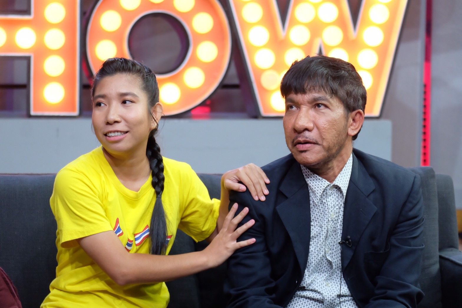 โชเล่ย์ ดอกกระโดน กับลูกสาว