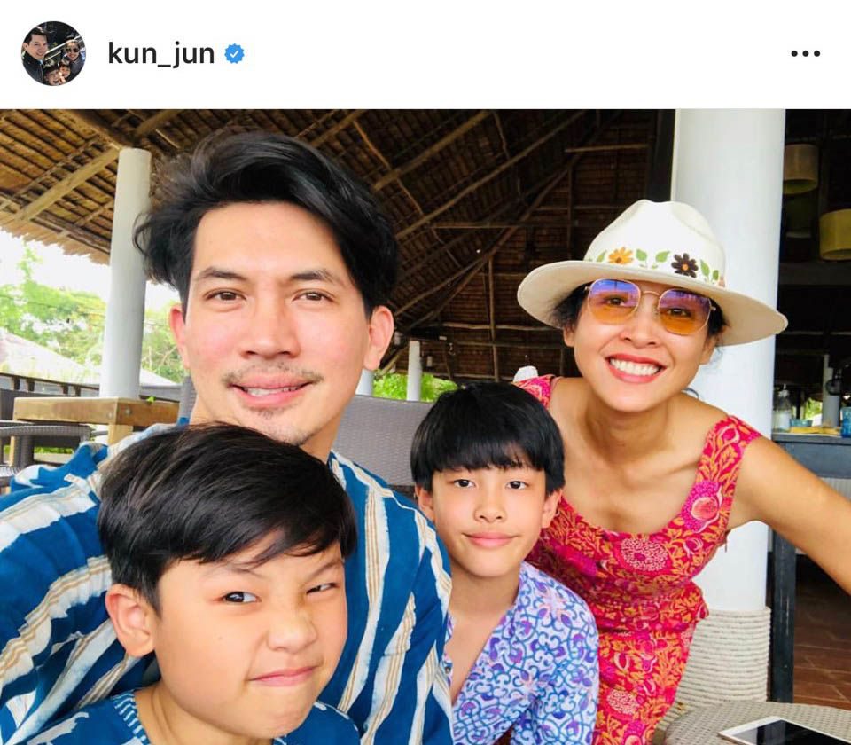 หน้่อย - เคน กับลูกๆ