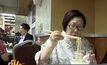 ปิดตำนานร้านก๋วยเตี๋ยวดั้งเดิมในฮ่องกง / ร้านซูชิในอิตาลี
