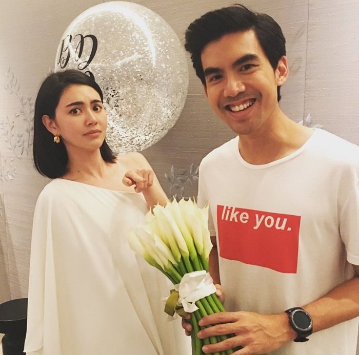 ใหม่ - เต๋อ