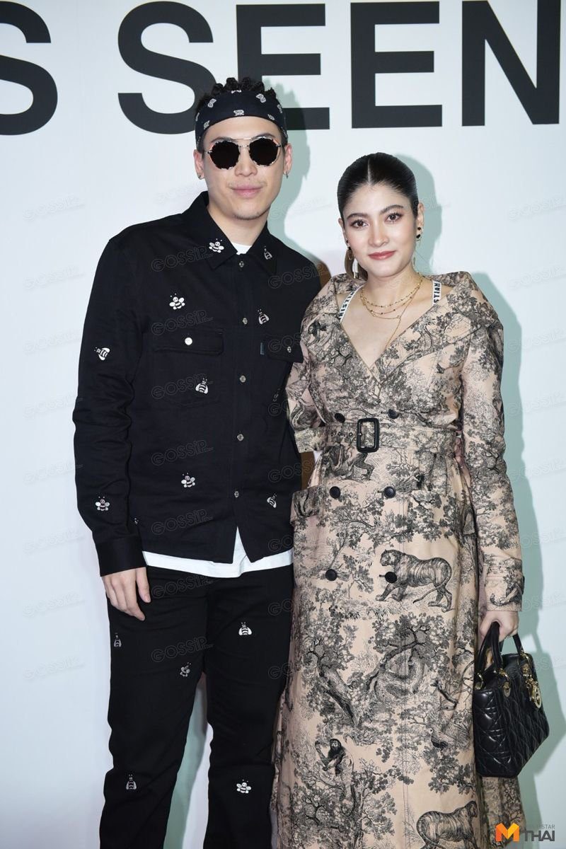 คุณพ่อป๊อกเฟี้ยวมาก ส่วนคุณแม่มาร์กี้ท้องใหญ่แล้วนะจ๊ะ